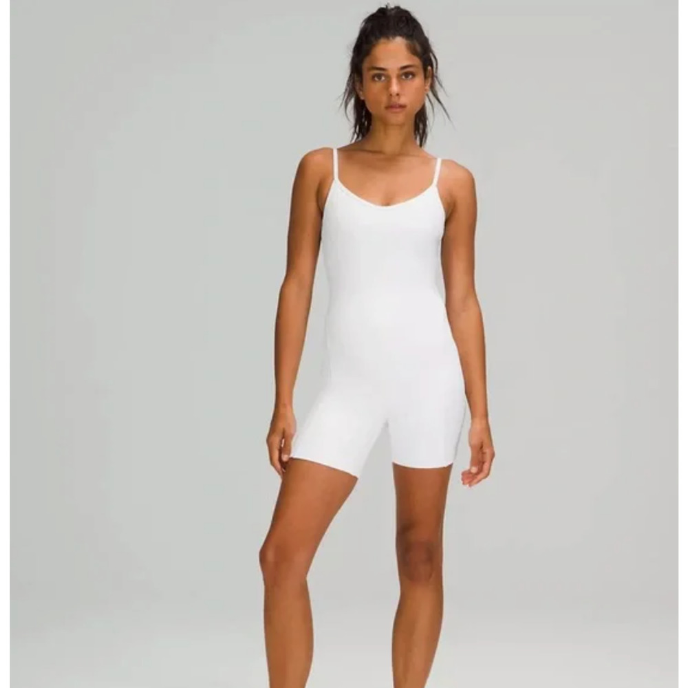 Lululemon NWT Ribbed Contoured Unitard 6” L White Size 8